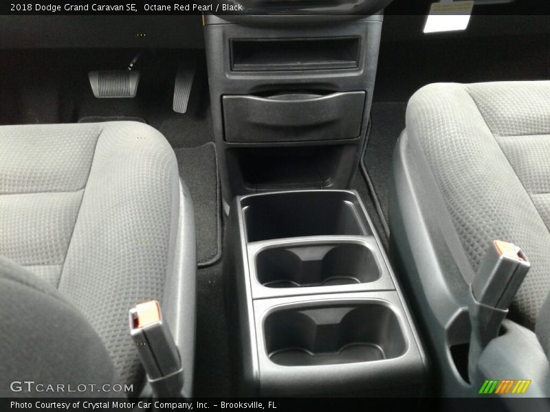 Octane Red Pearl / Black 2018 Dodge Grand Caravan SE