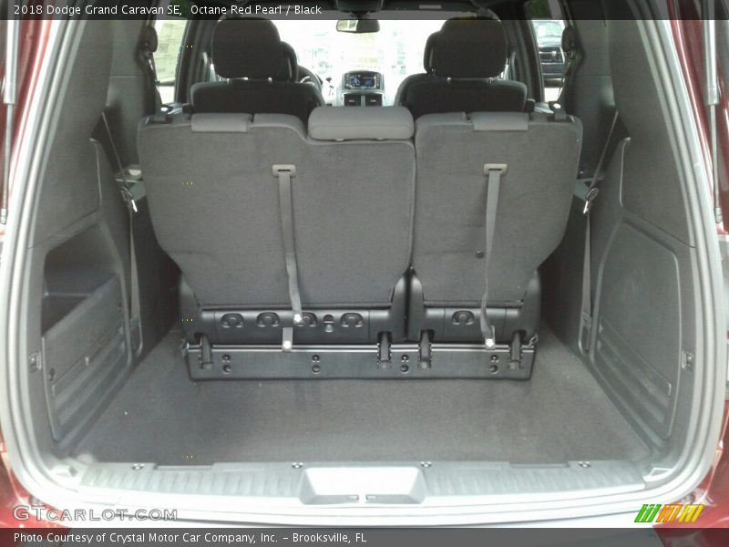 Octane Red Pearl / Black 2018 Dodge Grand Caravan SE
