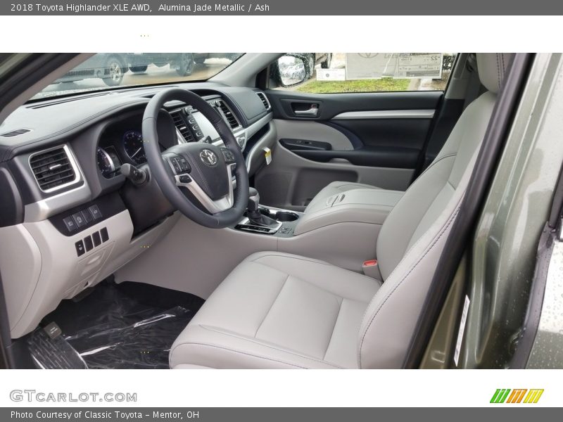 Alumina Jade Metallic / Ash 2018 Toyota Highlander XLE AWD
