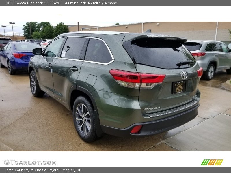Alumina Jade Metallic / Almond 2018 Toyota Highlander XLE AWD