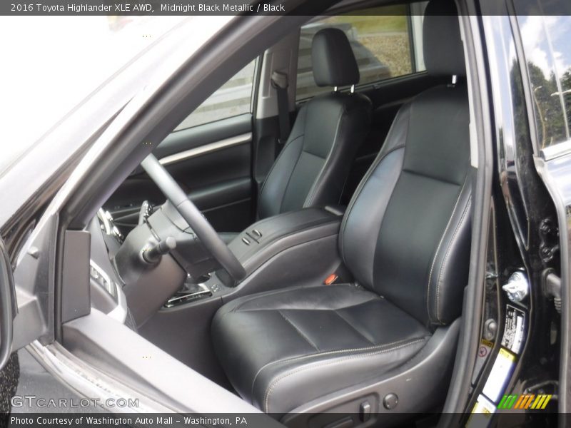 Midnight Black Metallic / Black 2016 Toyota Highlander XLE AWD