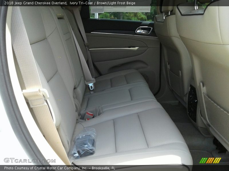 Ivory Tri-Coat / Brown/Light Frost Beige 2018 Jeep Grand Cherokee Overland