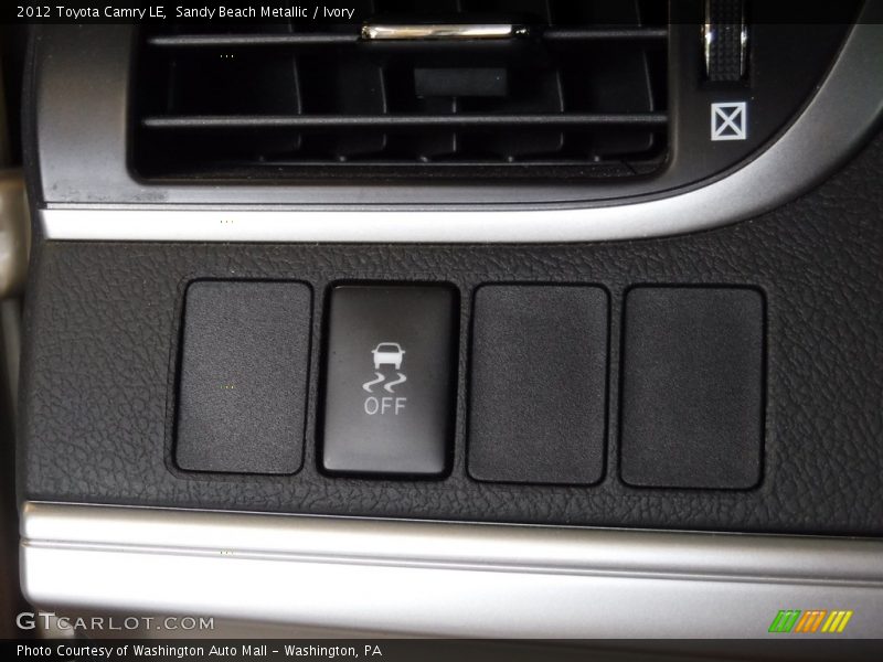 Sandy Beach Metallic / Ivory 2012 Toyota Camry LE