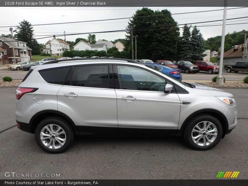 Ingot Silver / Charcoal Black 2018 Ford Escape SE 4WD
