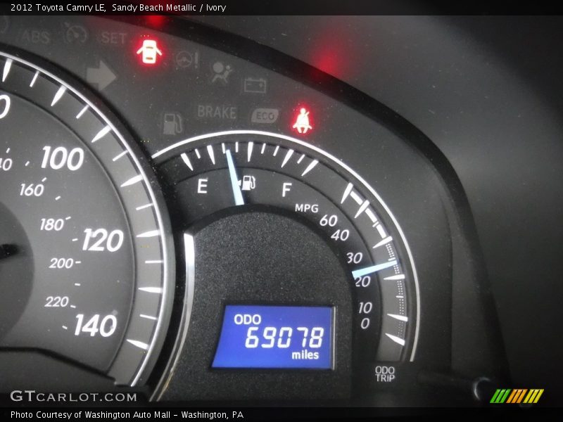 Sandy Beach Metallic / Ivory 2012 Toyota Camry LE