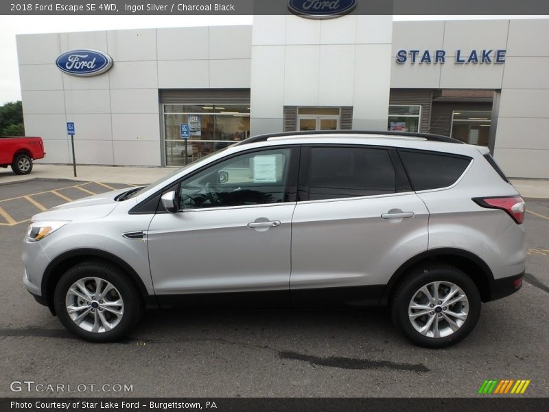 Ingot Silver / Charcoal Black 2018 Ford Escape SE 4WD