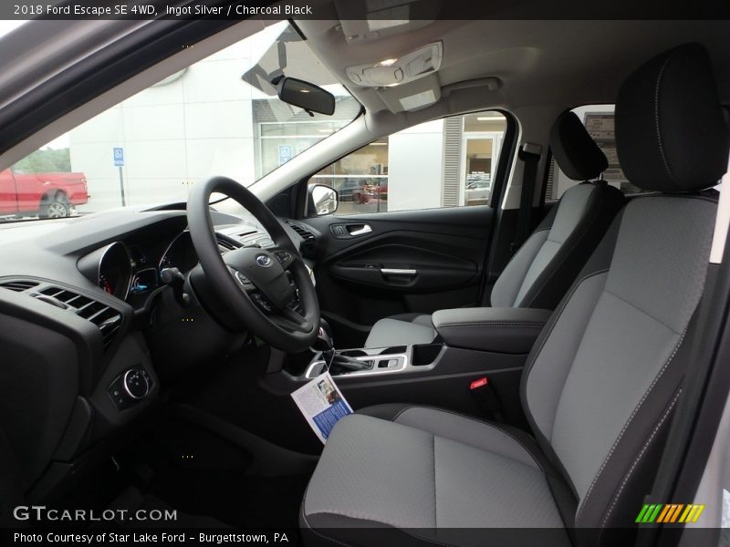 Ingot Silver / Charcoal Black 2018 Ford Escape SE 4WD