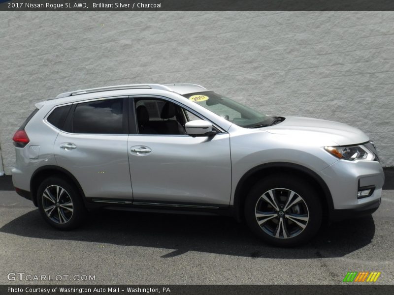 Brilliant Silver / Charcoal 2017 Nissan Rogue SL AWD