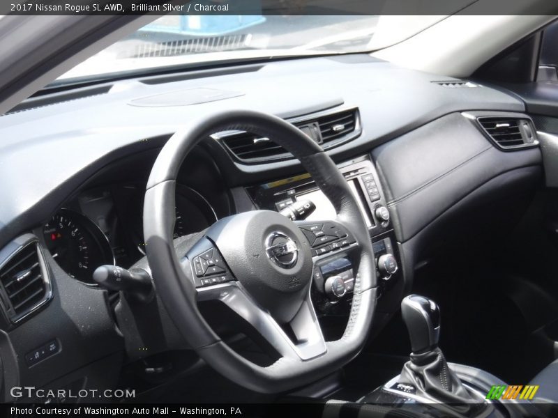 Brilliant Silver / Charcoal 2017 Nissan Rogue SL AWD