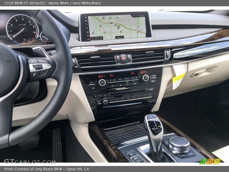 Alpine White / Ivory White/Black 2018 BMW X5 sDrive35i