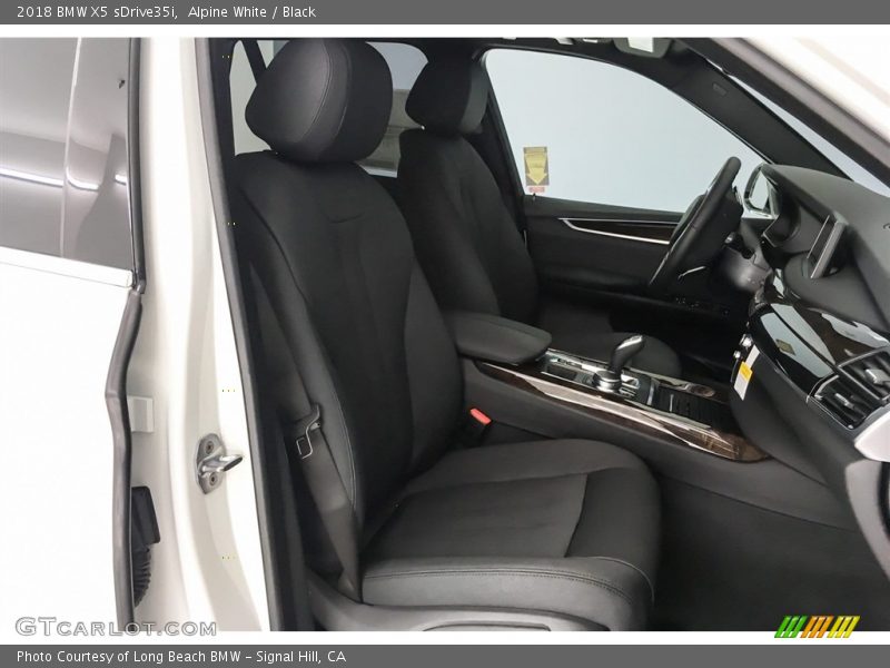 Alpine White / Black 2018 BMW X5 sDrive35i