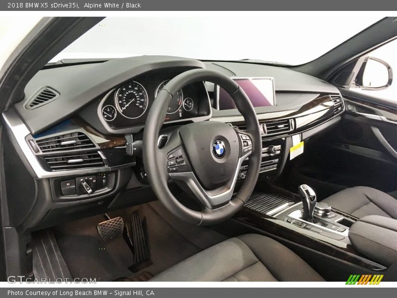 Alpine White / Black 2018 BMW X5 sDrive35i
