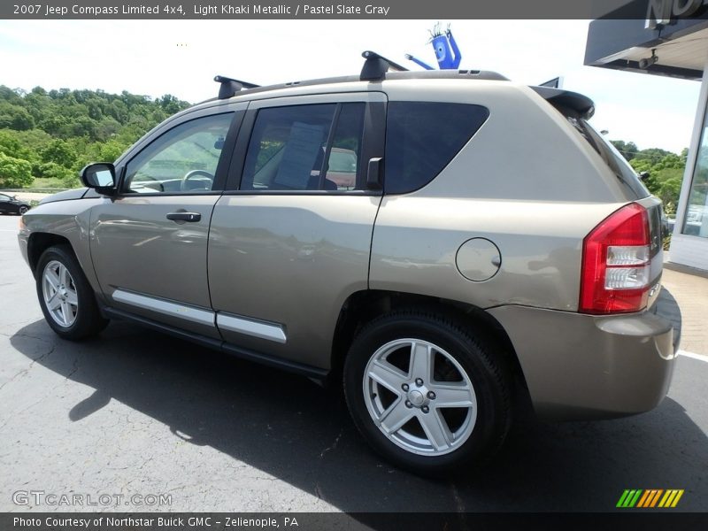 Light Khaki Metallic / Pastel Slate Gray 2007 Jeep Compass Limited 4x4