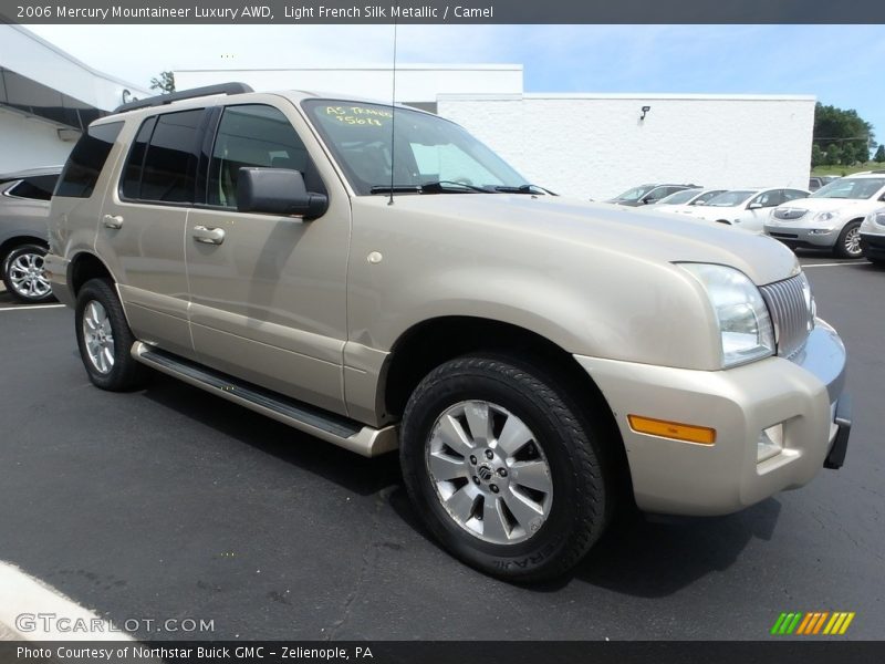 Light French Silk Metallic / Camel 2006 Mercury Mountaineer Luxury AWD