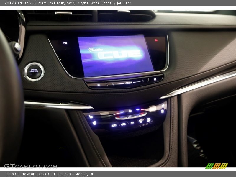 Crystal White Tricoat / Jet Black 2017 Cadillac XT5 Premium Luxury AWD