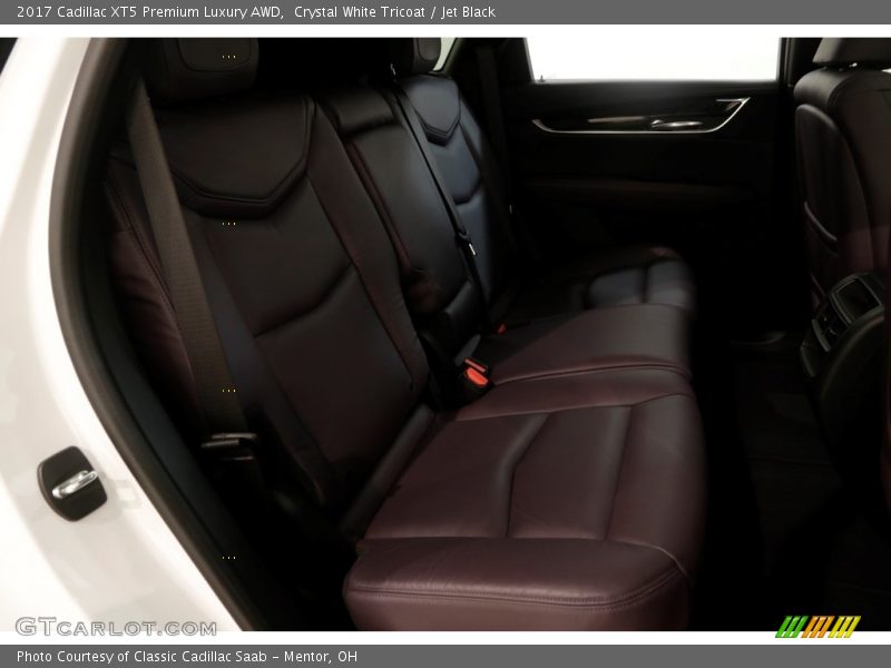 Crystal White Tricoat / Jet Black 2017 Cadillac XT5 Premium Luxury AWD