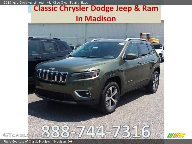 Olive Green Pearl / Black 2019 Jeep Cherokee Limited 4x4