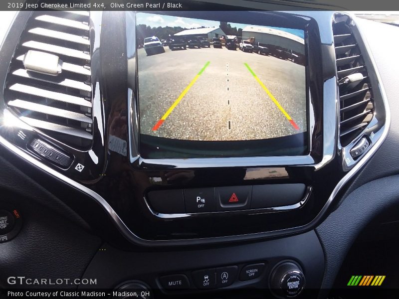 Olive Green Pearl / Black 2019 Jeep Cherokee Limited 4x4