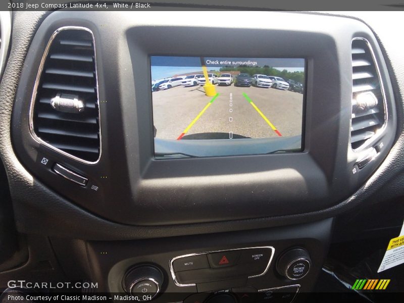 White / Black 2018 Jeep Compass Latitude 4x4