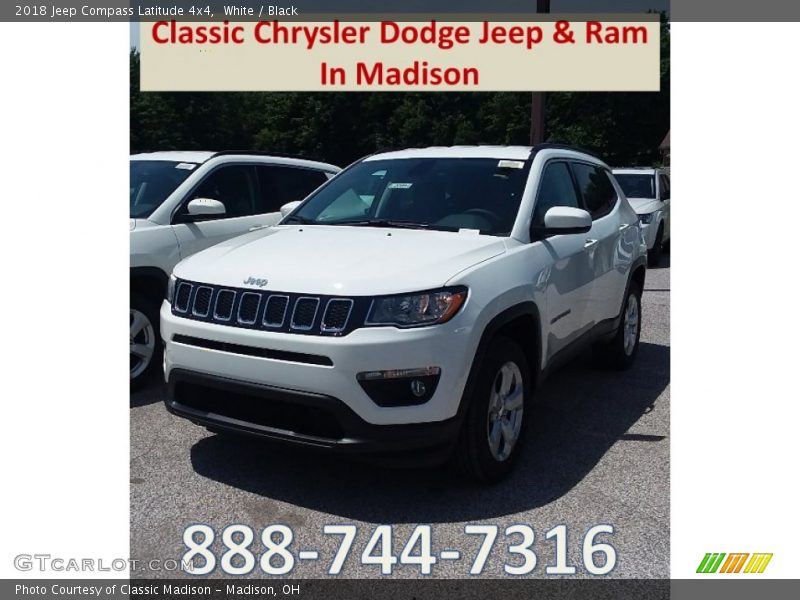 White / Black 2018 Jeep Compass Latitude 4x4