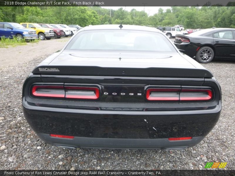 Pitch Black / Black 2018 Dodge Challenger R/T Scat Pack