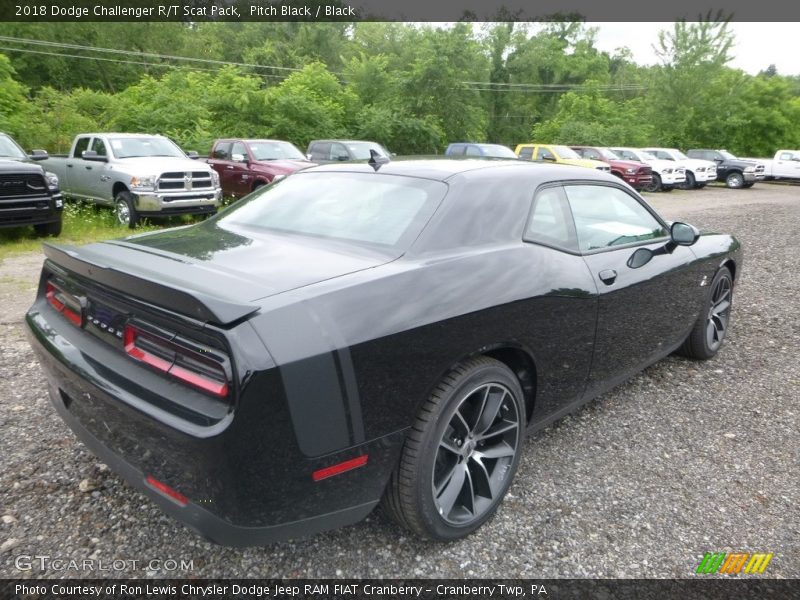 Pitch Black / Black 2018 Dodge Challenger R/T Scat Pack