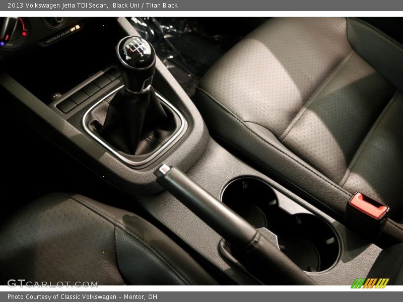 Black Uni / Titan Black 2013 Volkswagen Jetta TDI Sedan