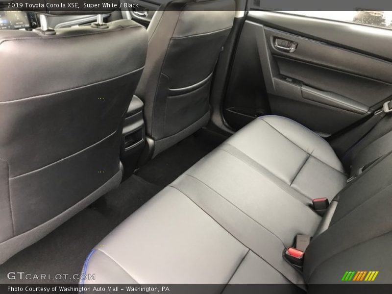 Super White / Black 2019 Toyota Corolla XSE