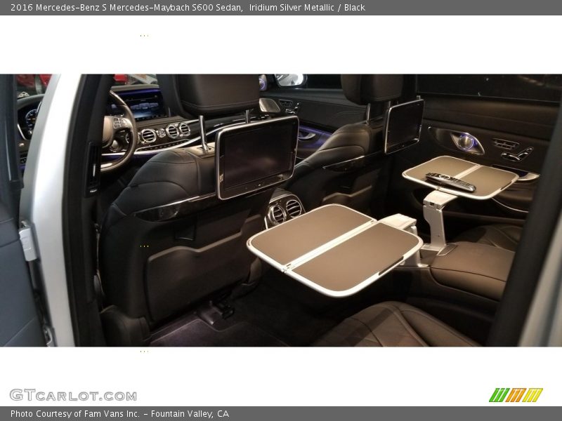 Iridium Silver Metallic / Black 2016 Mercedes-Benz S Mercedes-Maybach S600 Sedan