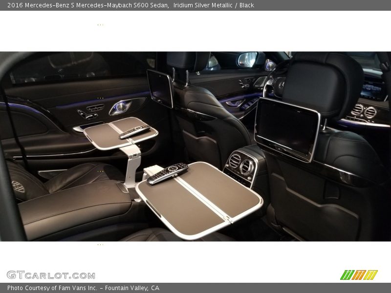 Iridium Silver Metallic / Black 2016 Mercedes-Benz S Mercedes-Maybach S600 Sedan