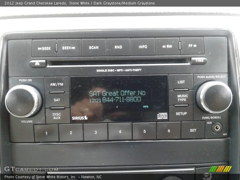 Stone White / Dark Graystone/Medium Graystone 2012 Jeep Grand Cherokee Laredo