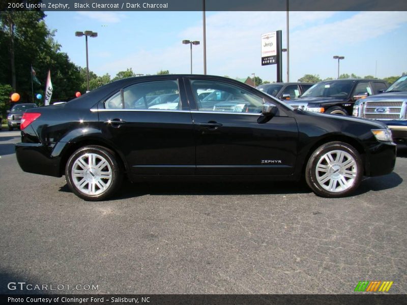 Black Clearcoat / Dark Charcoal 2006 Lincoln Zephyr