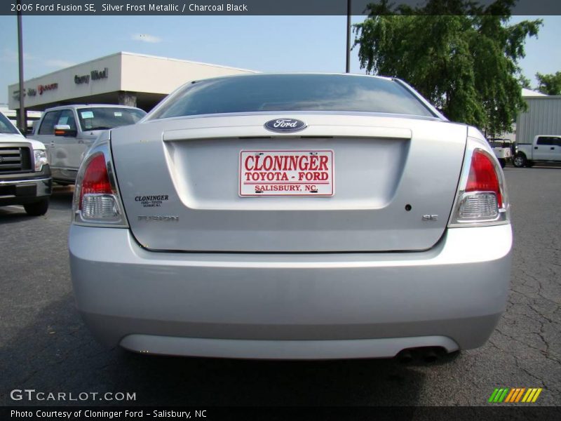 Silver Frost Metallic / Charcoal Black 2006 Ford Fusion SE