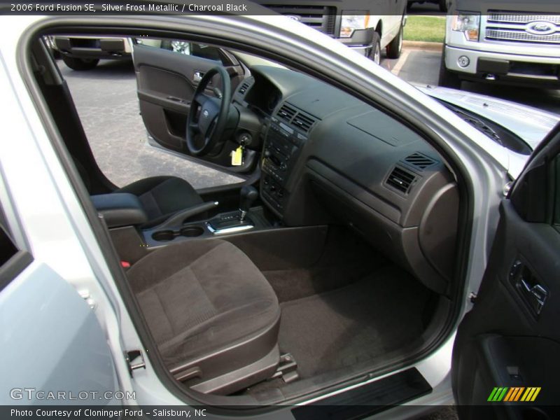 Silver Frost Metallic / Charcoal Black 2006 Ford Fusion SE