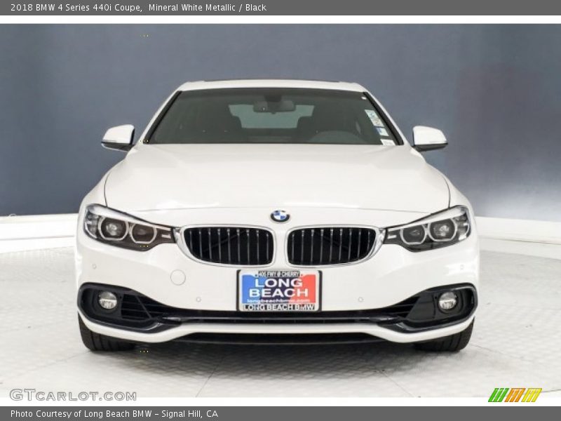 Mineral White Metallic / Black 2018 BMW 4 Series 440i Coupe