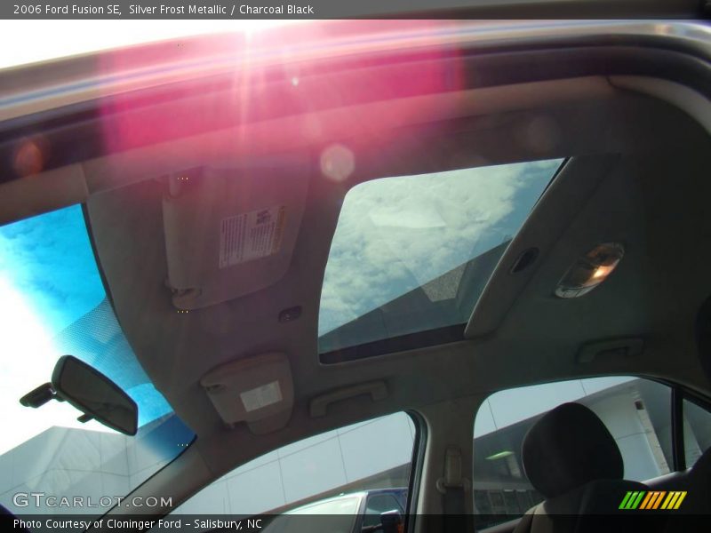 Silver Frost Metallic / Charcoal Black 2006 Ford Fusion SE