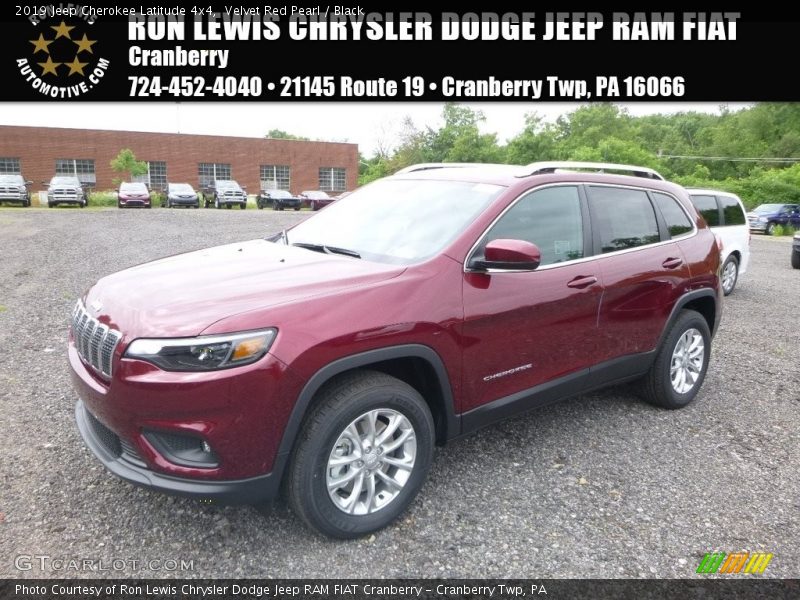 Velvet Red Pearl / Black 2019 Jeep Cherokee Latitude 4x4