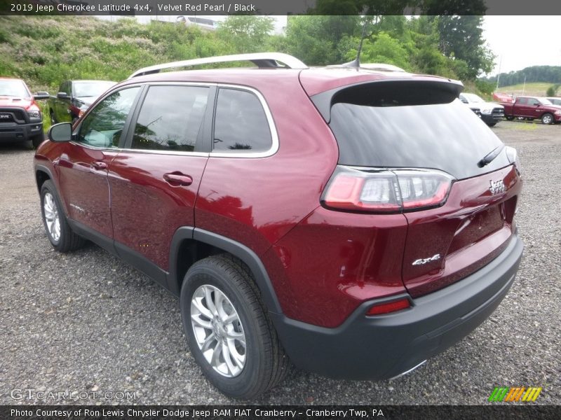 Velvet Red Pearl / Black 2019 Jeep Cherokee Latitude 4x4