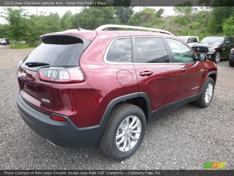 Velvet Red Pearl / Black 2019 Jeep Cherokee Latitude 4x4