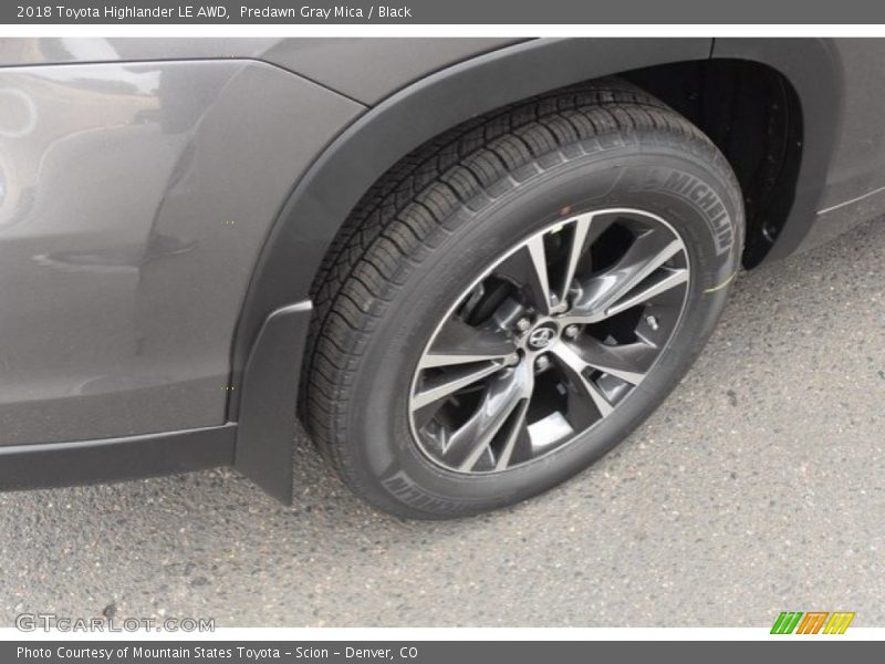 Predawn Gray Mica / Black 2018 Toyota Highlander LE AWD