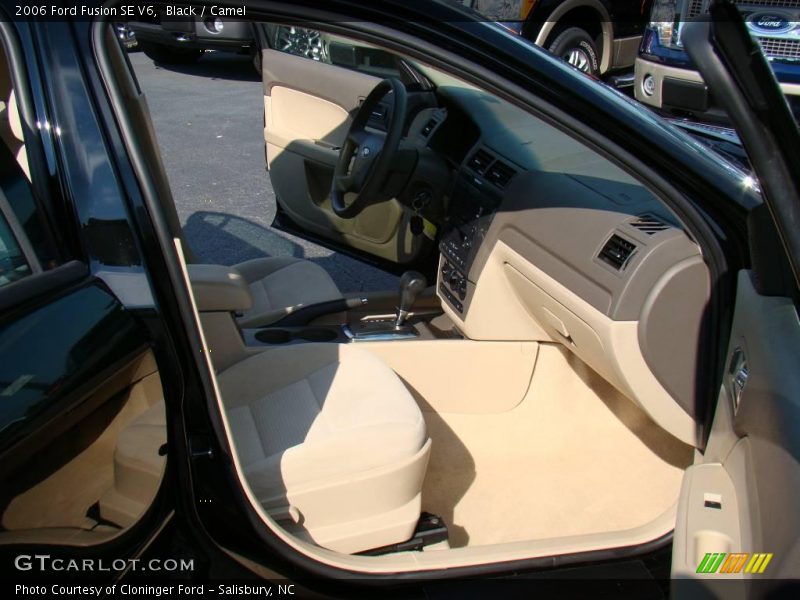 Black / Camel 2006 Ford Fusion SE V6