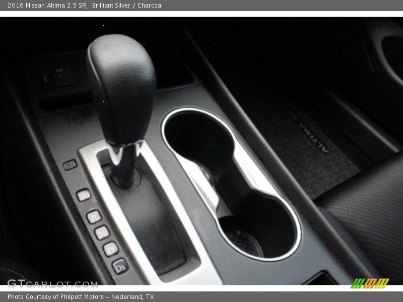 Brilliant Silver / Charcoal 2016 Nissan Altima 2.5 SR
