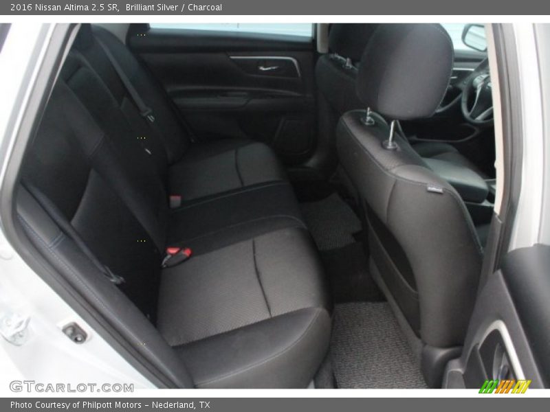 Brilliant Silver / Charcoal 2016 Nissan Altima 2.5 SR