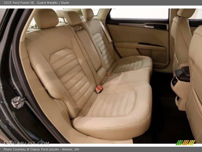 Guard Metallic / Dune 2015 Ford Fusion SE