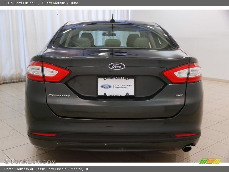 Guard Metallic / Dune 2015 Ford Fusion SE