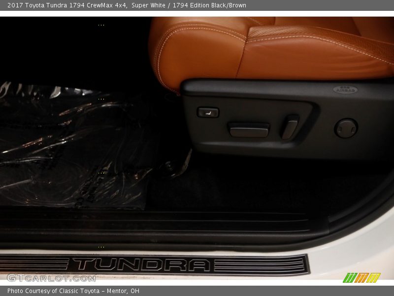Super White / 1794 Edition Black/Brown 2017 Toyota Tundra 1794 CrewMax 4x4