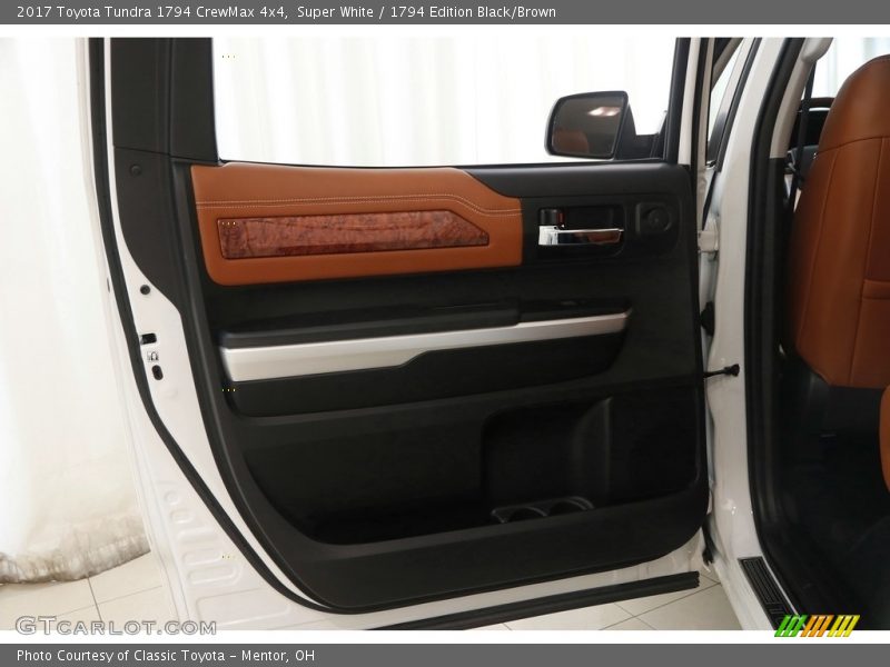 Super White / 1794 Edition Black/Brown 2017 Toyota Tundra 1794 CrewMax 4x4