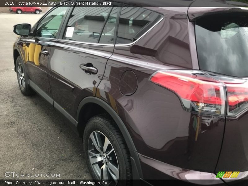 Black Current Metallic / Black 2018 Toyota RAV4 XLE AWD