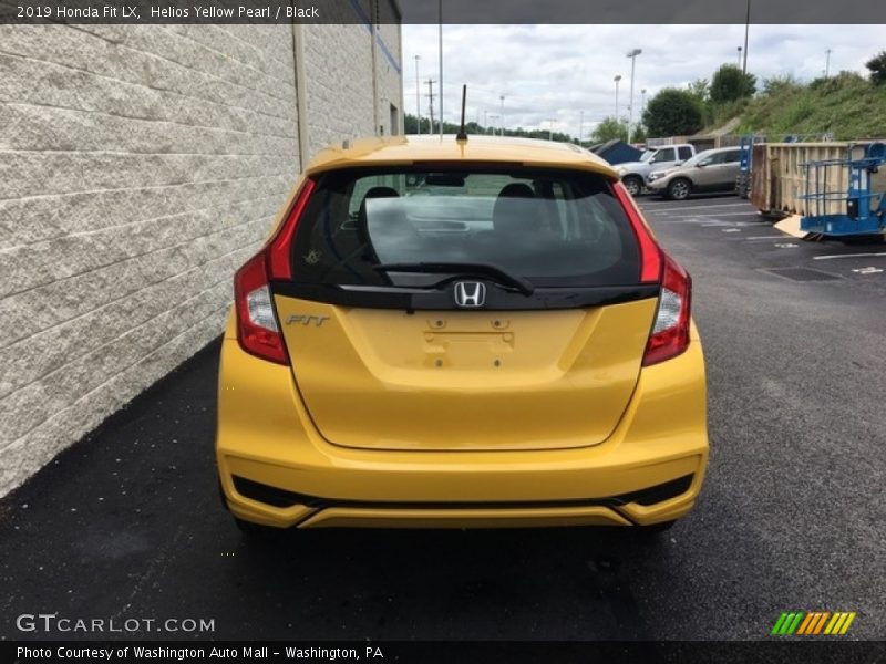 Helios Yellow Pearl / Black 2019 Honda Fit LX
