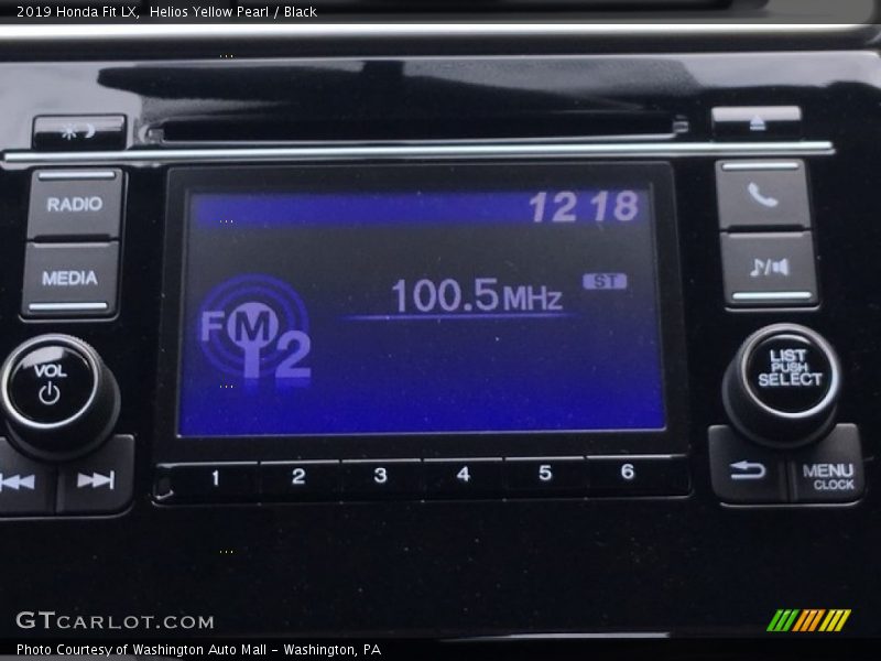 Helios Yellow Pearl / Black 2019 Honda Fit LX